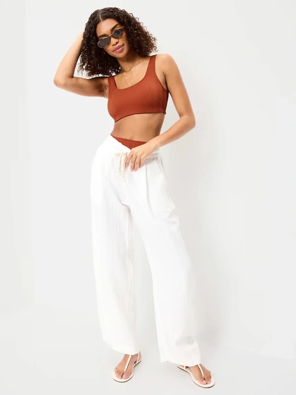 Old Navy Ribbed Scoop-Neck Swim Top M